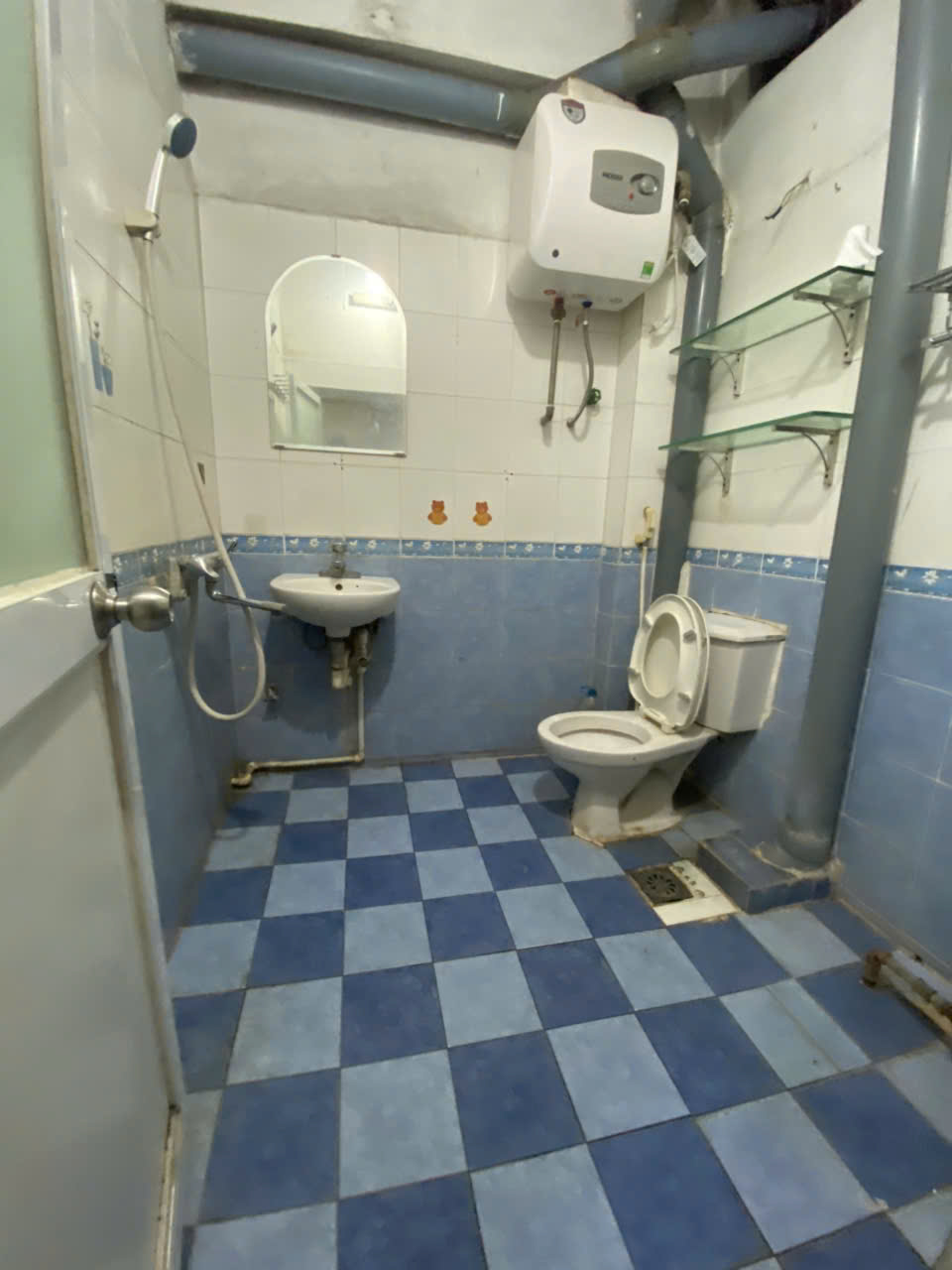 Cho thuê căn hộ Tập thể tầng 2 Giải Phóng chỉ 6 Triệu ở gia đình 50m2, 2 ngủ - Ảnh 3